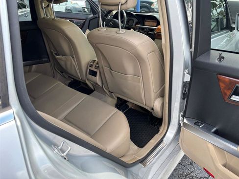 Used 2012 Mercedes-Benz GLK 350 2WD image 12