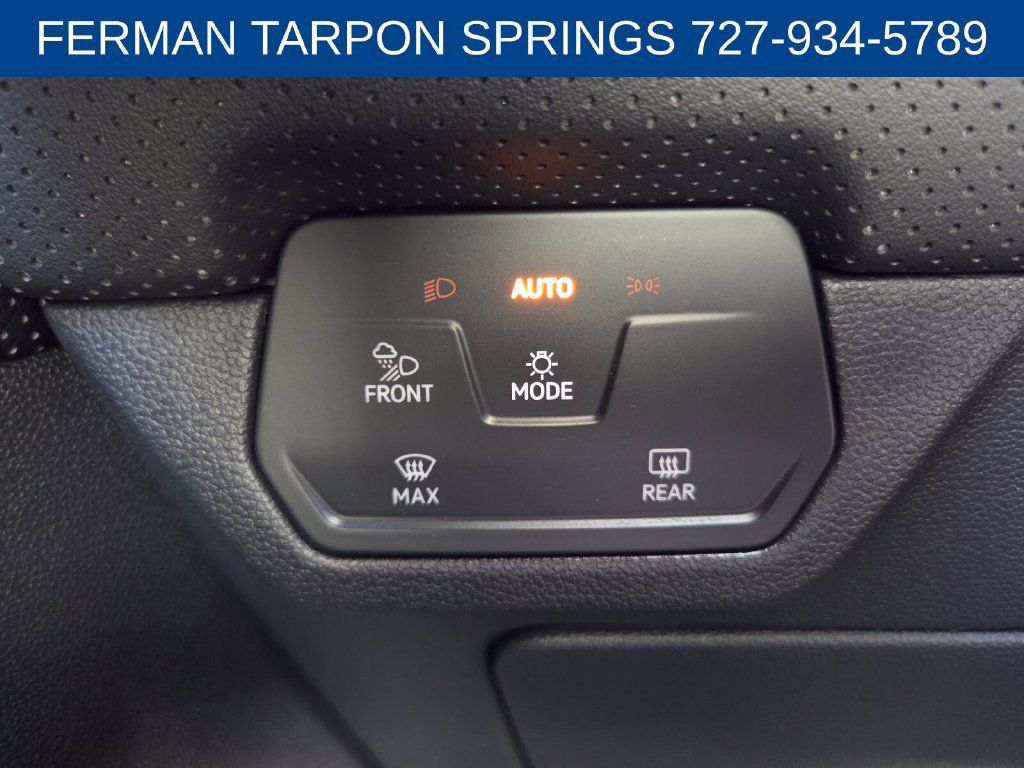 Used 2025 Volkswagen Atlas SE FWD image 22