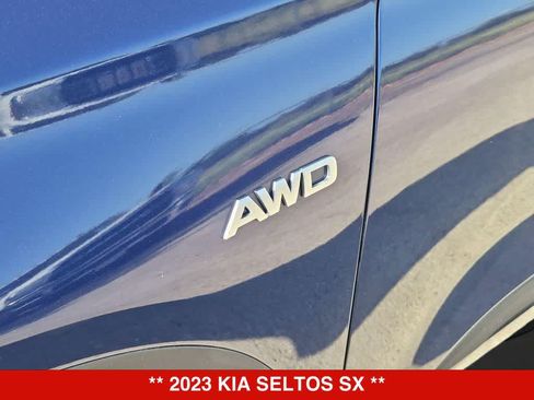 Used 2023 Kia Seltos SX AWD/4WD image 11