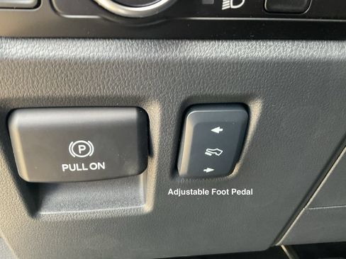Used 2024 Ford F150 Platinum AWD/4WD image 12