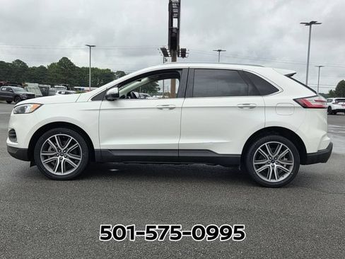 Used 2022 Ford Edge Titanium AWD/4WD image 2