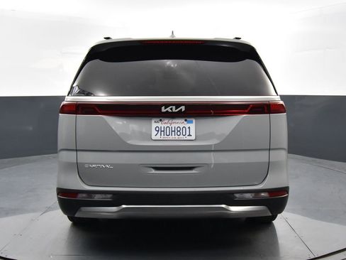 Certified 2024 Kia Carnival SX Prestige image 31