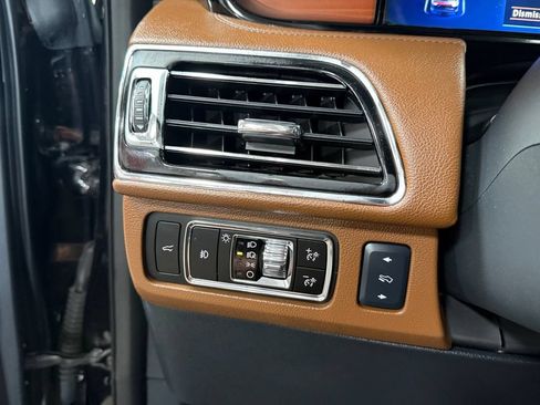 Used 2024 Lincoln Navigator L Reserve w/ Equipment Group 201A AWD/4WD image 32