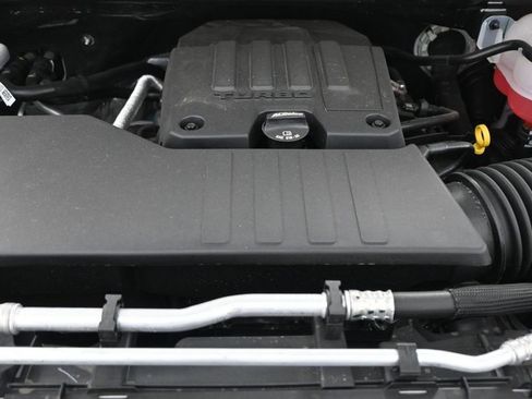 Used 2025 Chevrolet Silverado 1500 W/T w/ WT Safety Package RWD image 18