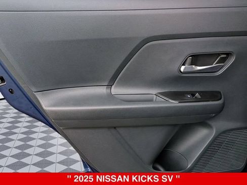 Certified 2025 Nissan Kicks SV w/ SV Premium Package AWD/4WD image 31