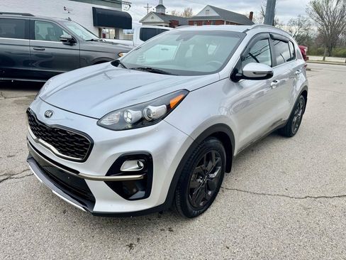 Used 2021 Kia Sportage S image 3