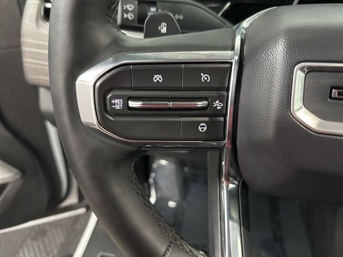 Used 2025 GMC Sierra EV Denali image 17