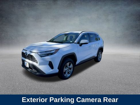 Used 2024 Toyota RAV4 XLE image 8