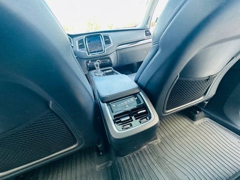 Used 2019 Volvo XC90 T6 Momentum w/ Advanced Package AWD/4WD image 25