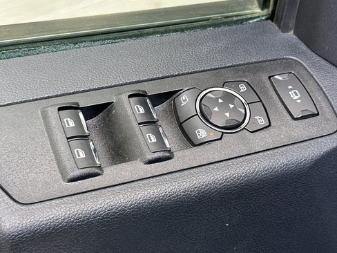 Used 2022 Ford F250 Lariat w/ Chrome Package AWD/4WD image 14