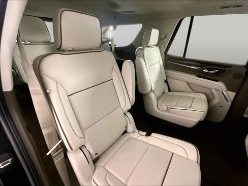 Used 2024 GMC Yukon Denali RWD image 20