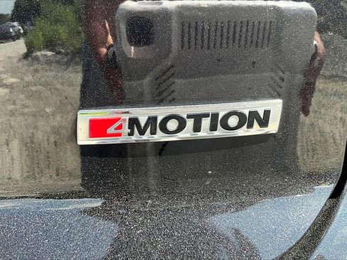 Used 2021 Volkswagen Atlas Cross Sport SEL Premium image 8