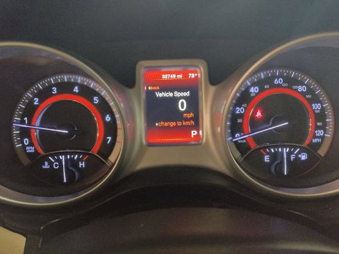 Used 2020 Dodge Journey SE FWD image 23