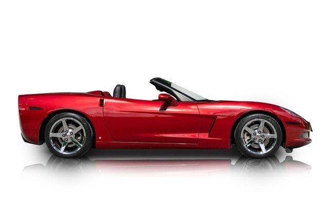 Used 2008 Chevrolet Corvette Convertible w/ Preferred Equipment Group RWD image 2