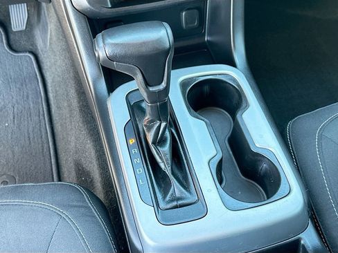 Used 2018 Chevrolet Colorado LT w/ Redline Special Edition RWD image 19