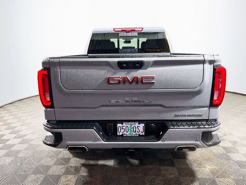 Used 2025 GMC Sierra 1500 Denali w/ Denali Reserve Package image 6
