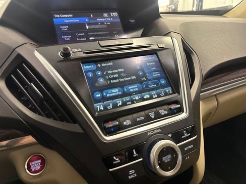 Used 2020 Acura MDX SH-AWD image 18