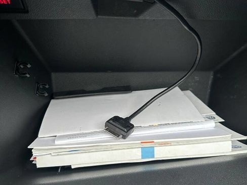 Used 2014 Volkswagen Beetle 1.8T image 32