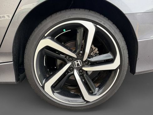 Used 2020 Honda Accord Sport image 11