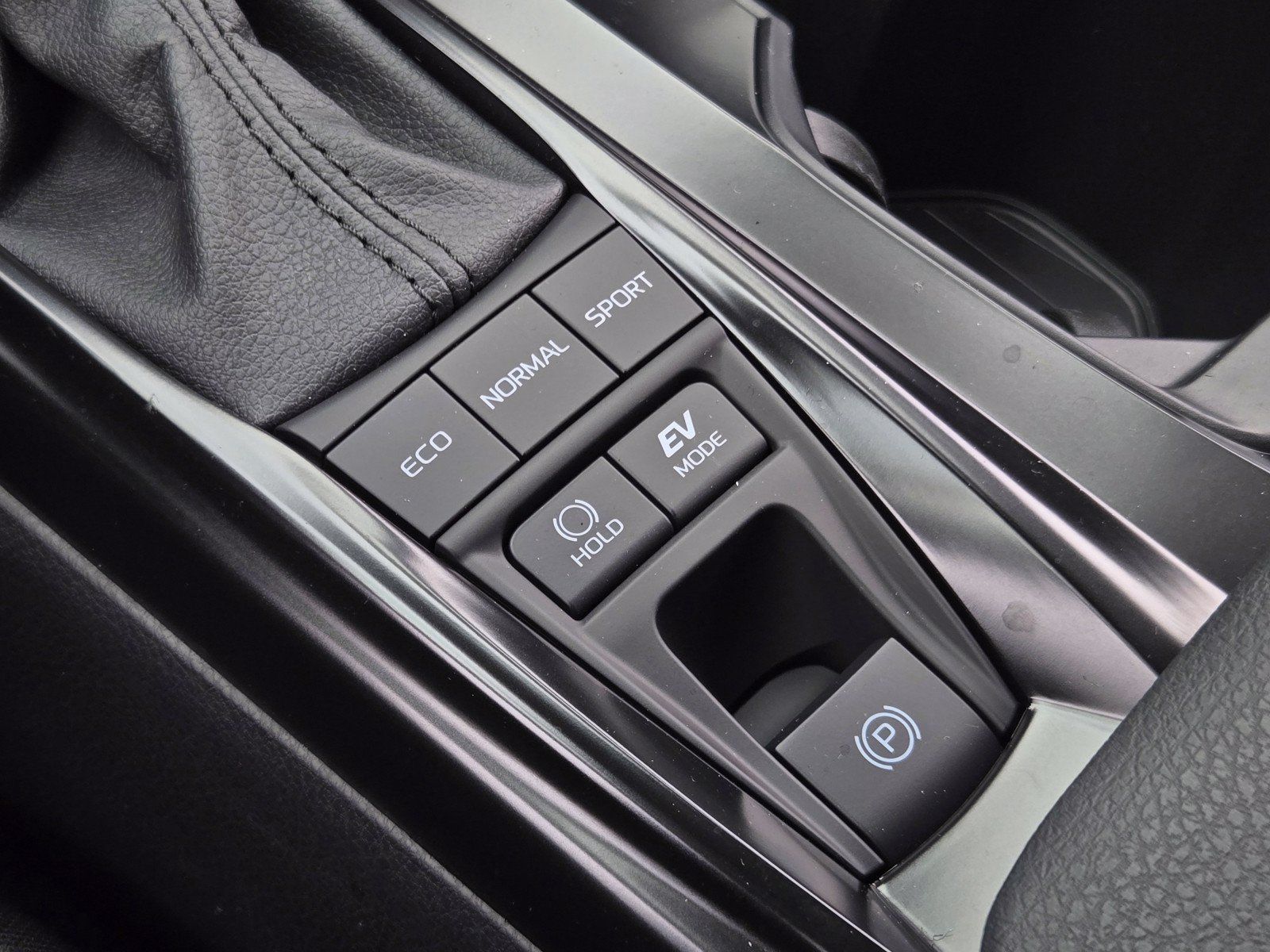Certified 2026 Toyota Camry LE FWD image 17