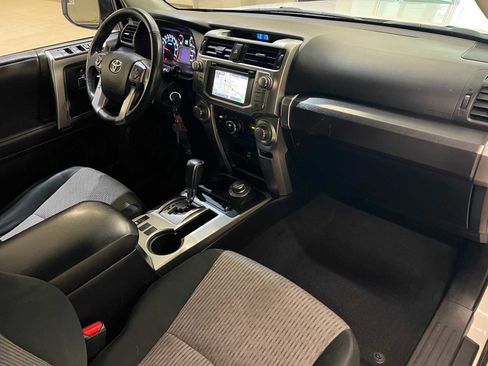 Used 2019 Toyota 4Runner SR5 image 17