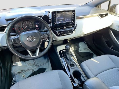 Used 2020 Toyota Corolla SE image 24