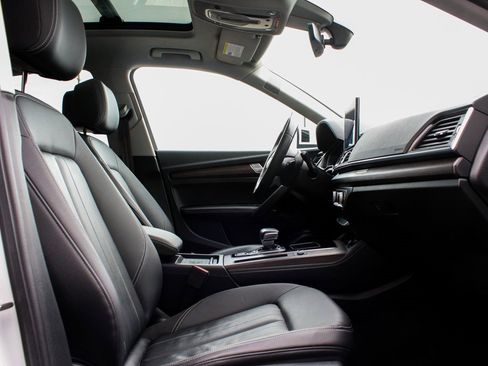 Used 2021 Audi Q5 2.0T Premium Plus w/ Premium Plus Package image 42