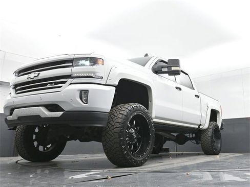 Used 2016 Chevrolet Silverado 1500 LTZ Z71 w/ LTZ Plus Package image 45