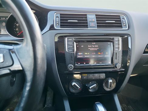Used 2016 Volkswagen Jetta SEL w/ Lighting Package FWD image 23