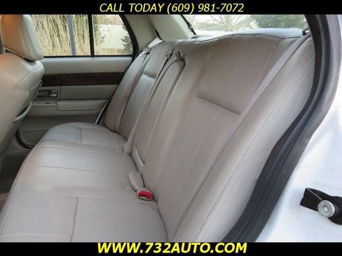 Used 2010 Mercury Grand Marquis LS image 9