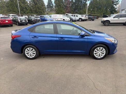 Used 2021 Hyundai Accent SE FWD image 7