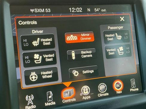 Used 2017 RAM 1500 Laramie w/ Convenience Group image 32