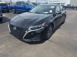 Used 2025 Nissan Altima 2.5 SV video 1