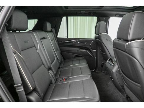 Certified 2023 Cadillac Escalade Sport w/ Touring Package image 18