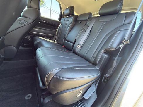 Used 2025 Genesis GV80 2.5T Standard AWD/4WD image 10