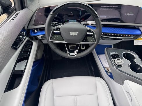 New 2026 Cadillac Optiq Sport 1 image 15