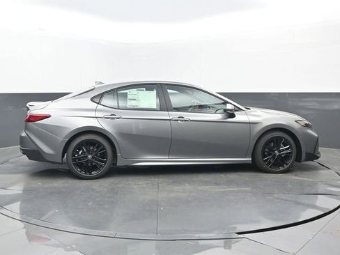 New 2026 Toyota Camry SE image 2