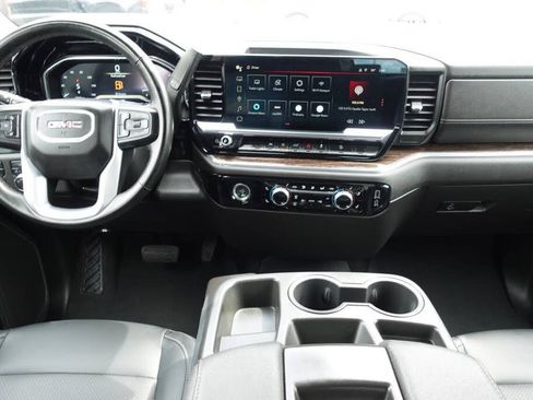 Used 2023 GMC Sierra 1500 SLE w/ X31 Off-Road Package AWD/4WD image 43