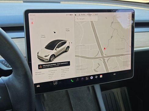 Used 2021 Tesla Model Y Long Range AWD/4WD image 13