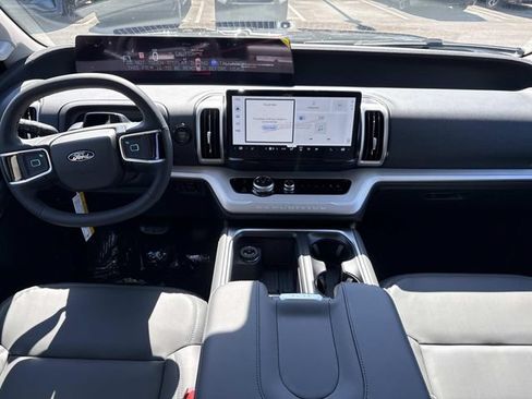New 2026 Ford Expedition Active RWD image 16