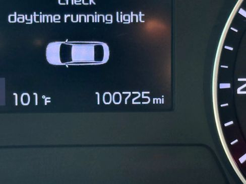 Used 2020 Kia Forte LXS FWD image 19