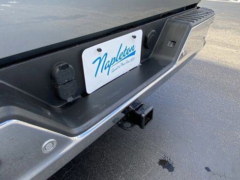 Used 2021 Chevrolet Silverado 1500 LTZ image 23