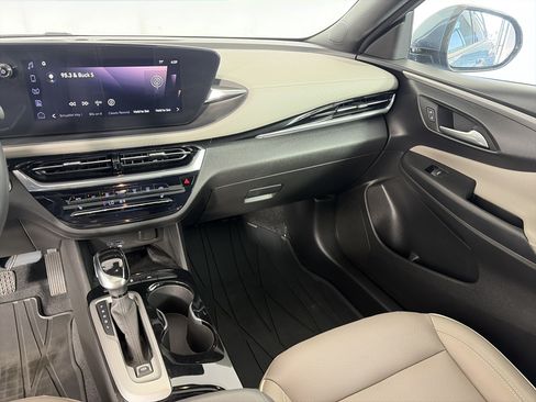 Certified 2024 Buick Envista Avenir FWD image 10