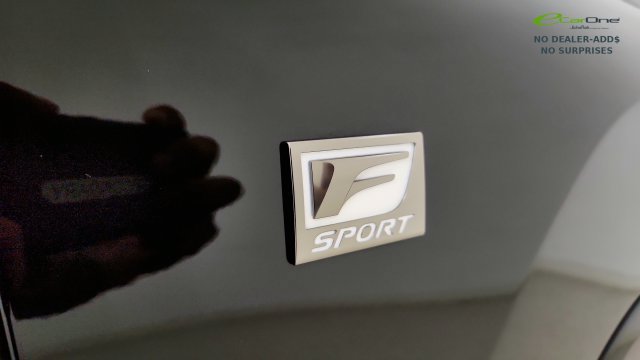 Used 2022 Lexus LX 600 F Sport w/ Accessory Package (Z1) AWD/4WD image 31
