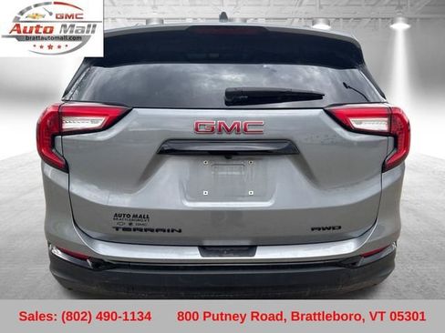 Used 2023 GMC Terrain SLE w/ Driver Convenience Package AWD/4WD image 5