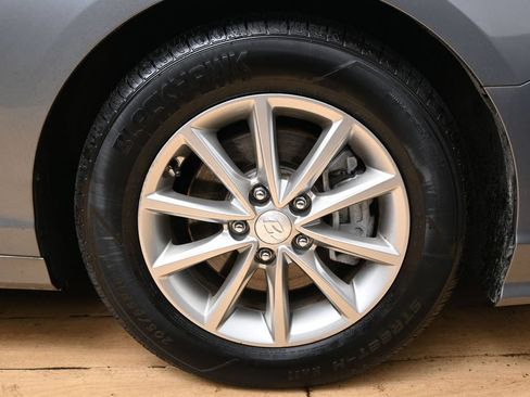 Used 2018 Hyundai Sonata ECO FWD image 12