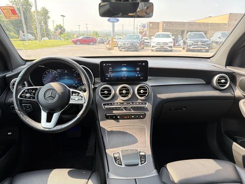 Certified 2021 Mercedes-Benz GLC 300 4MATIC image 11