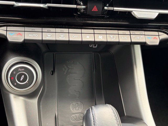 Used 2025 Alfa Romeo Tonale w/ Premium Package AWD/4WD image 29