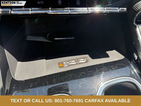 Used 2025 Chevrolet Traverse Z71 AWD/4WD image 26
