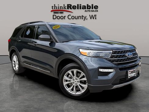 Used 2024 Ford Explorer XLT AWD/4WD image 7